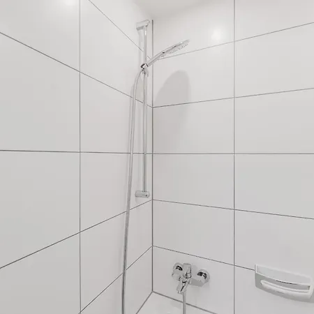 Апартаменты In Toplage In Duesseldorf-oberkassel Дюссельдорф