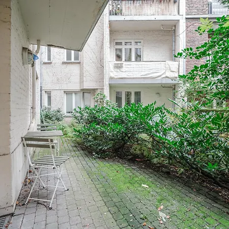 In Toplage In Duesseldorf-oberkassel Апартаменты Дюссельдорф
