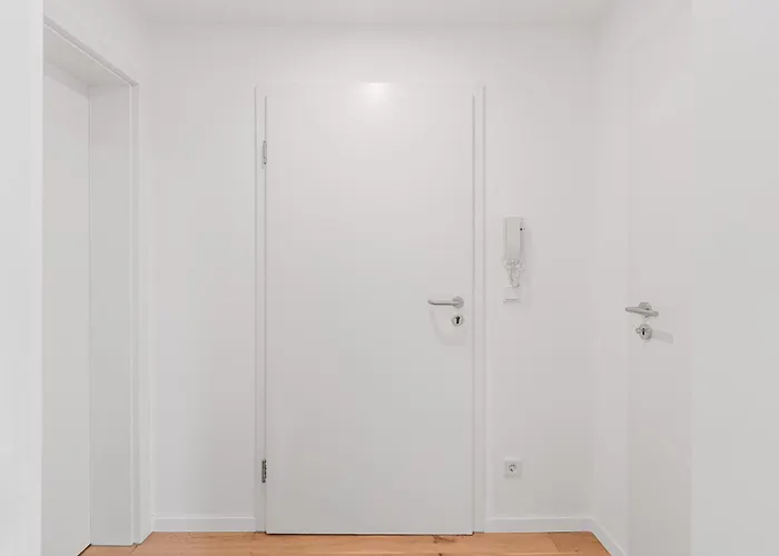 In Toplage In Duesseldorf-oberkassel *