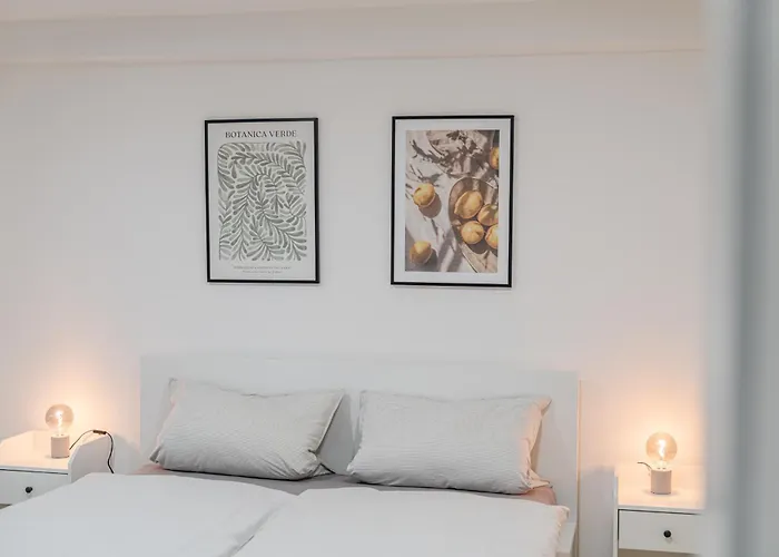 In Toplage In Duesseldorf-oberkassel Апартаменты Дюссельдорф