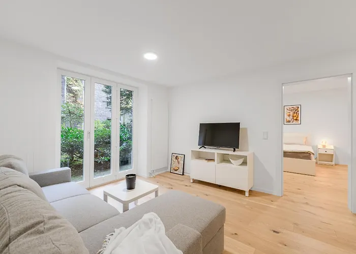 In Toplage In Duesseldorf-oberkassel