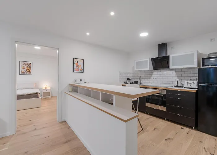 Apartment In Toplage In Duesseldorf-oberkassel Dusseldorf